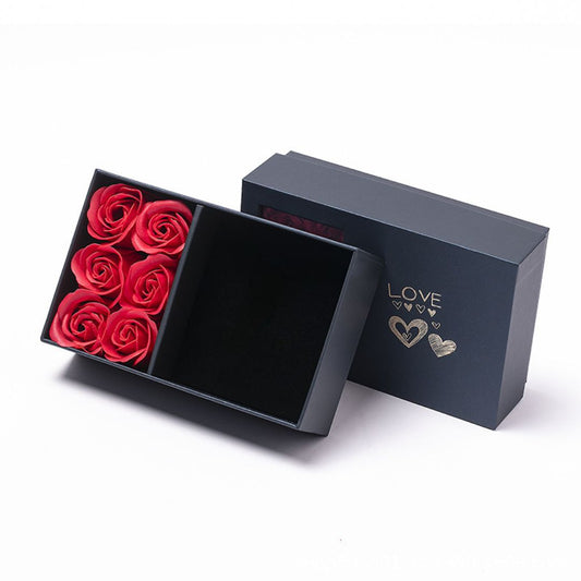 Boîte cadeau avec roses éternelles 🌹